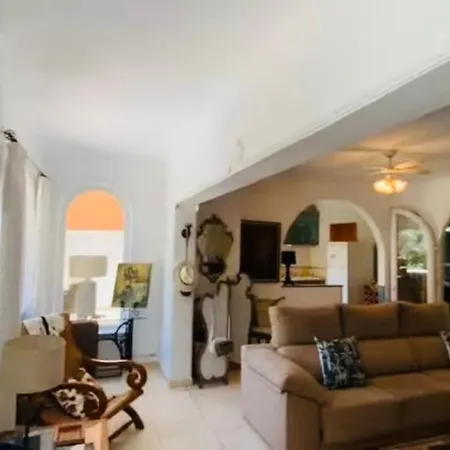 Casa Dhond موخاكار
